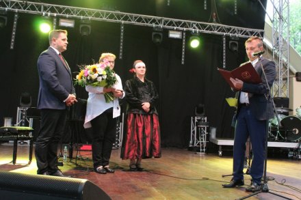 Wręczenie Nagrody Miasta Wisły grupie "Stejizbianki"