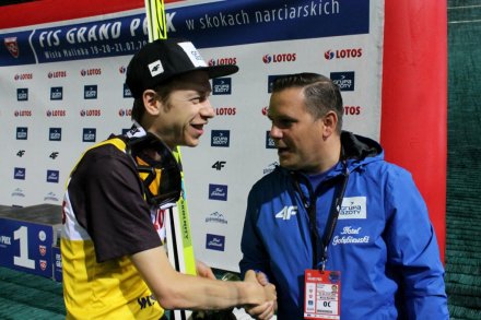 Tomasz Bujok gratuluje Olkowi dobrego występu