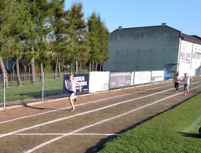 Martyna Gniewek w biegu na 60 m