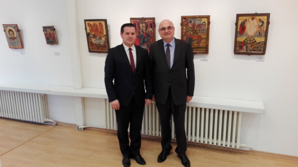 Burmistrz Wisły Tomasz Bujok z ambasadorem Bułgarii na wystawie