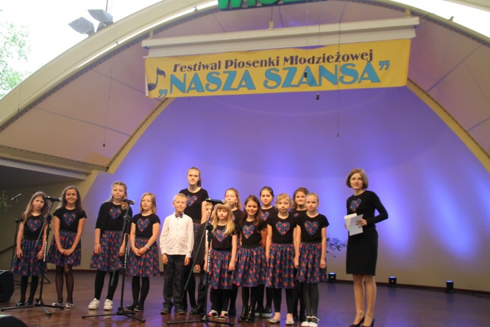Uczestnicy Festiwalu Piosenki "Nasza Szansa"