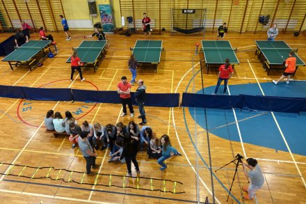 Trening w hali sportowej OS Start