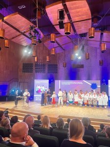 wiślańskie śpiewanie pod oknami