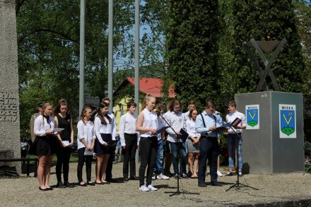 Fragment występu uczniów z SP1