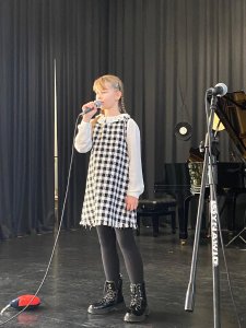 KONKURS PIOSENKI POLSKIEJ "NA CAŁY GŁOS"