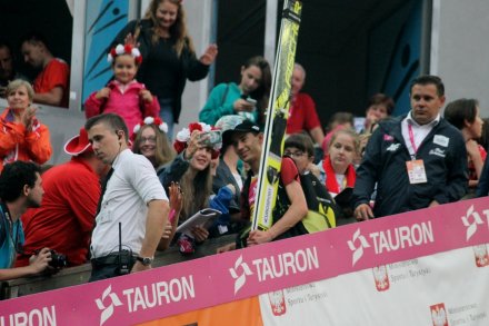 Kamil Stoch z kibicami