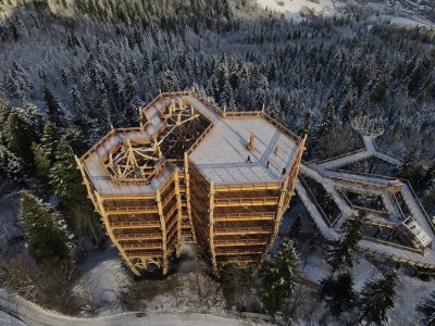 Wieża widokowa na Skolnitym