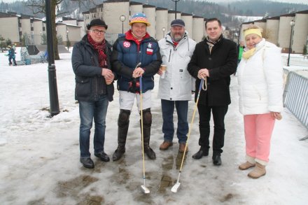 Burmistrz Miasta Wisła Tomasz Bujok wraz z Organizatorami