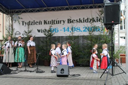 "Mała Wisła" z Wisły prezentuje folkor wislański