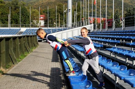 Piątkowe zawody w skokach narciarskich