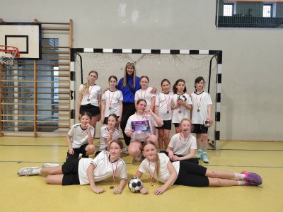 Mistrzostwa Wisły - piłka ręczna dziewcząt - igrzyska dzieci