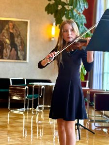 Koncert uczniów Społecznego Ogniska Muzycznego w Wiśle w Rezydencji Prezydenta RP