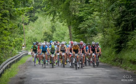 Grupa na trasie zawodów/fot. Michał Kuźma