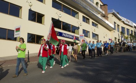 Reprezentacja Białorusi i Chorwacji w trakcie pochodu