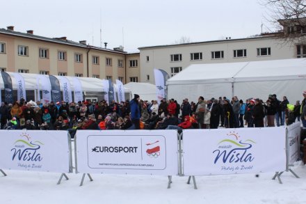 Kibice w Strefie Eurosportu podczas transmisji skoków narciarskich