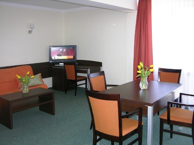 HOTEL POD JEDLAMI