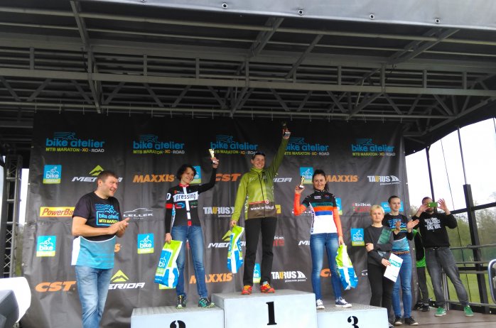 Ewa Gorzelany na najwyższym stopniu podium