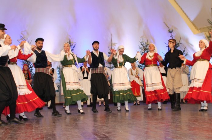 Występ grupy z Grecji