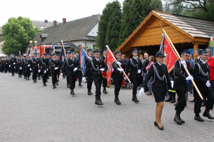 Defilada strażaków