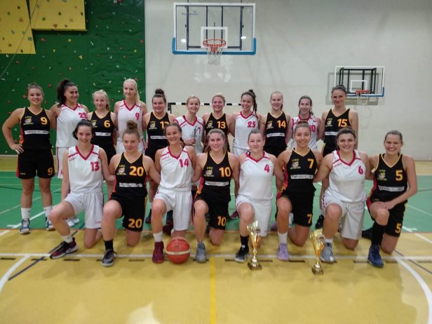 Zwycięskie drużyny wiślańskiego turnieju